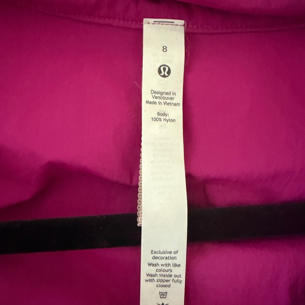 Lululemon packable windbreaker jacket - image 7